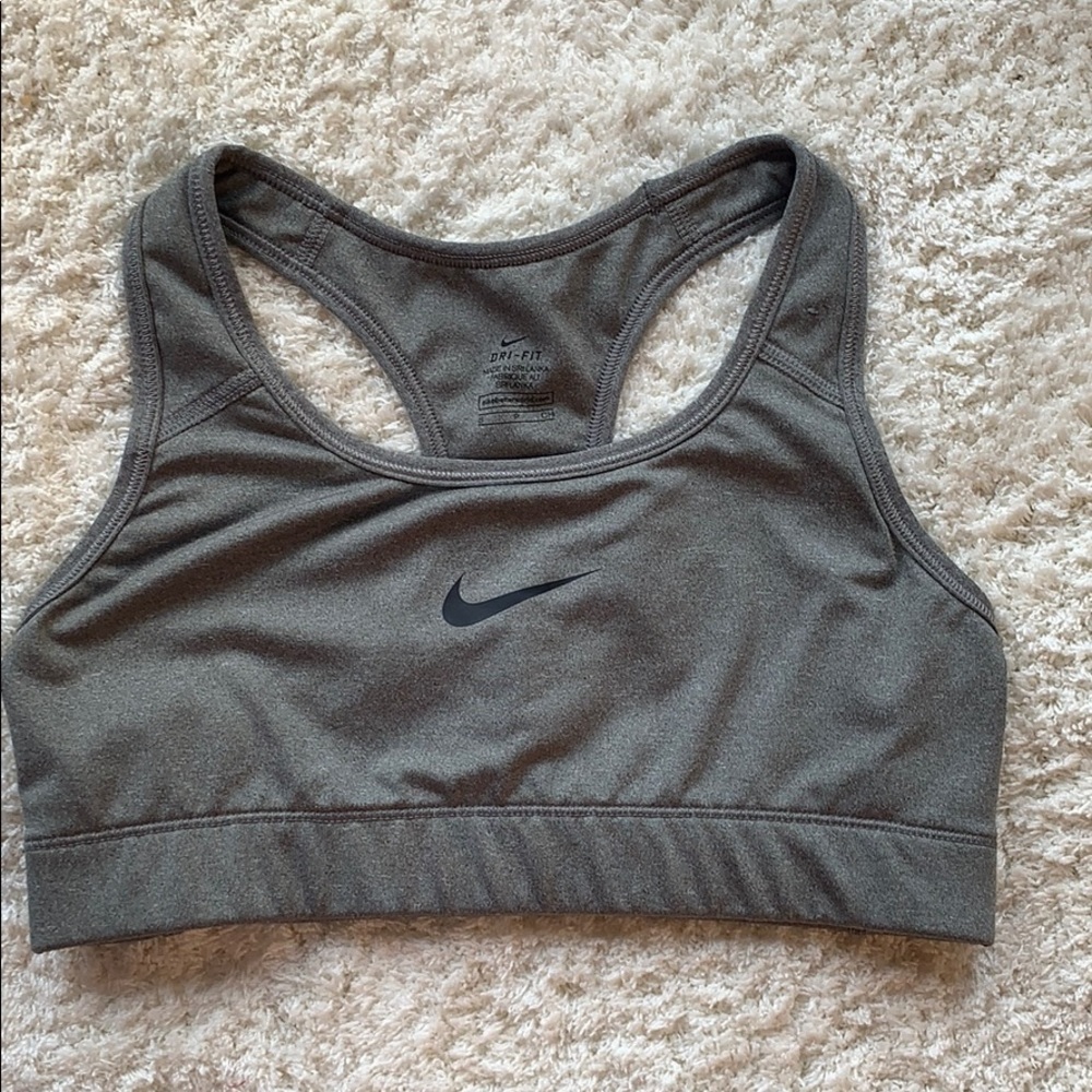 ✰ Nike Size Small Sports Bra ✰
